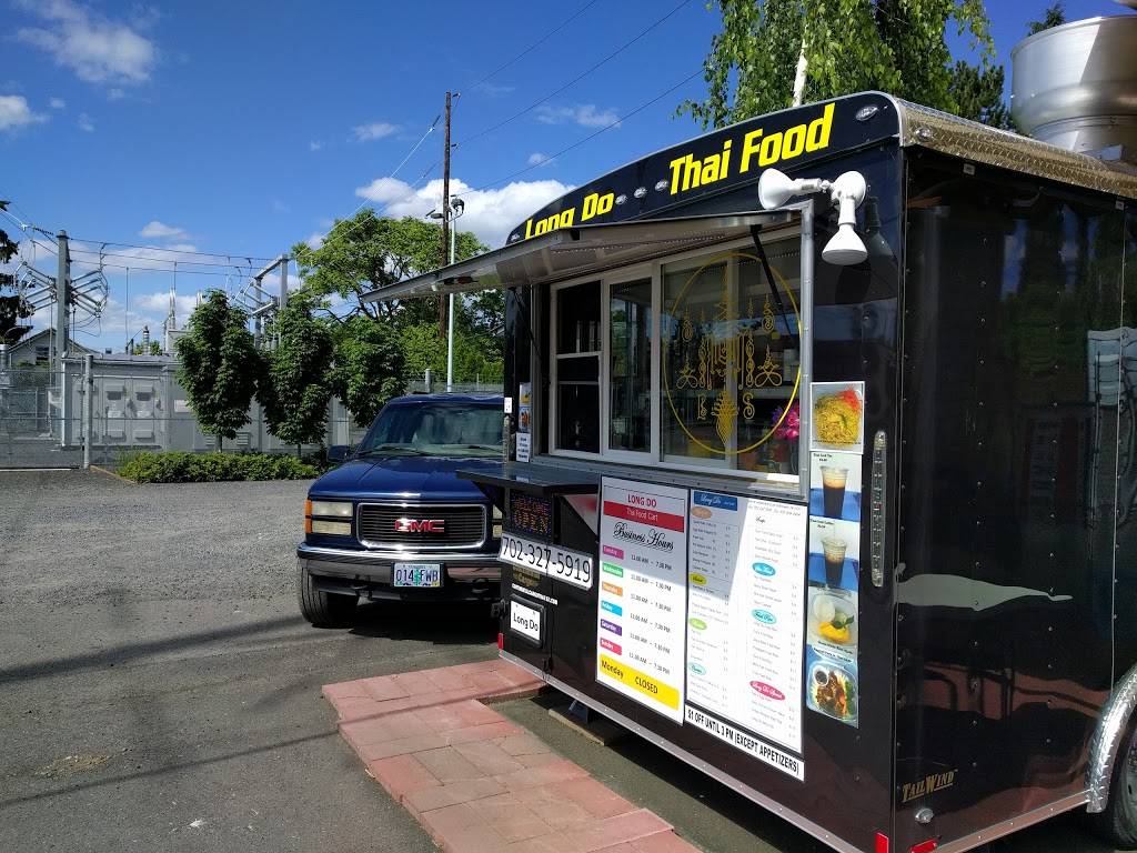 Long Do Thai Food Cart | restaurant | 6550 N Interstate Ave, Portland, OR 97217, USA | 7023275919 OR +1 702-327-5919