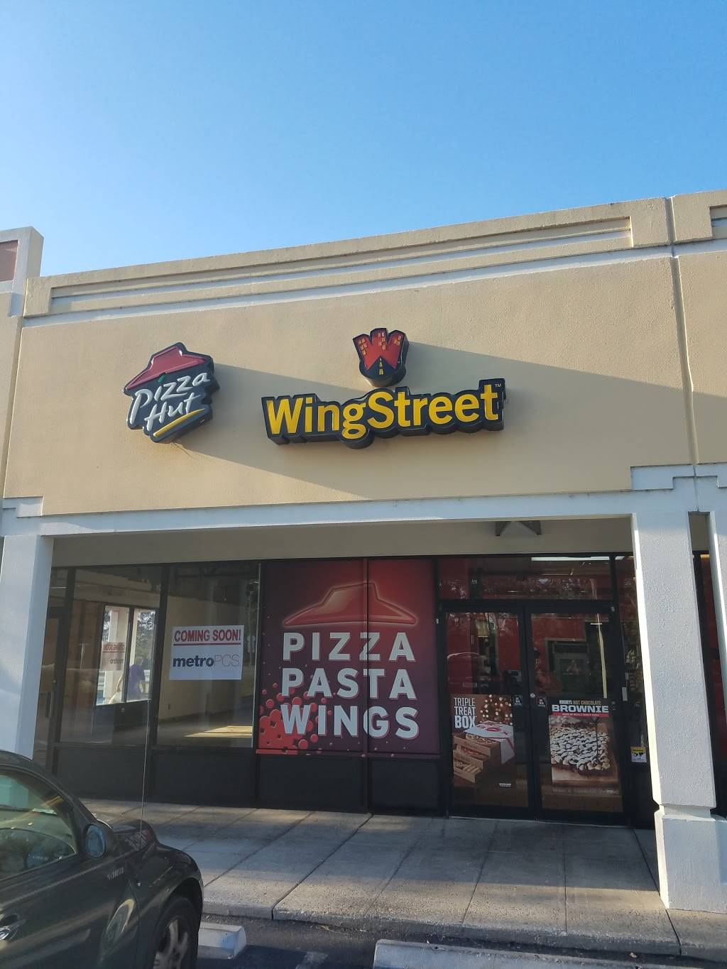 Pizza Hut | restaurant | 1500 Beville Rd Ste 102, Daytona Beach, FL 32114, USA | 3862390700 OR +1 386-239-0700