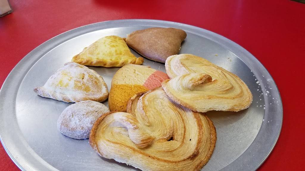 La Lencha Panaderia Y Cocina | restaurant | 260 Charles St, Humble, TX 77338, USA | 2813600021 OR +1 281-360-0021