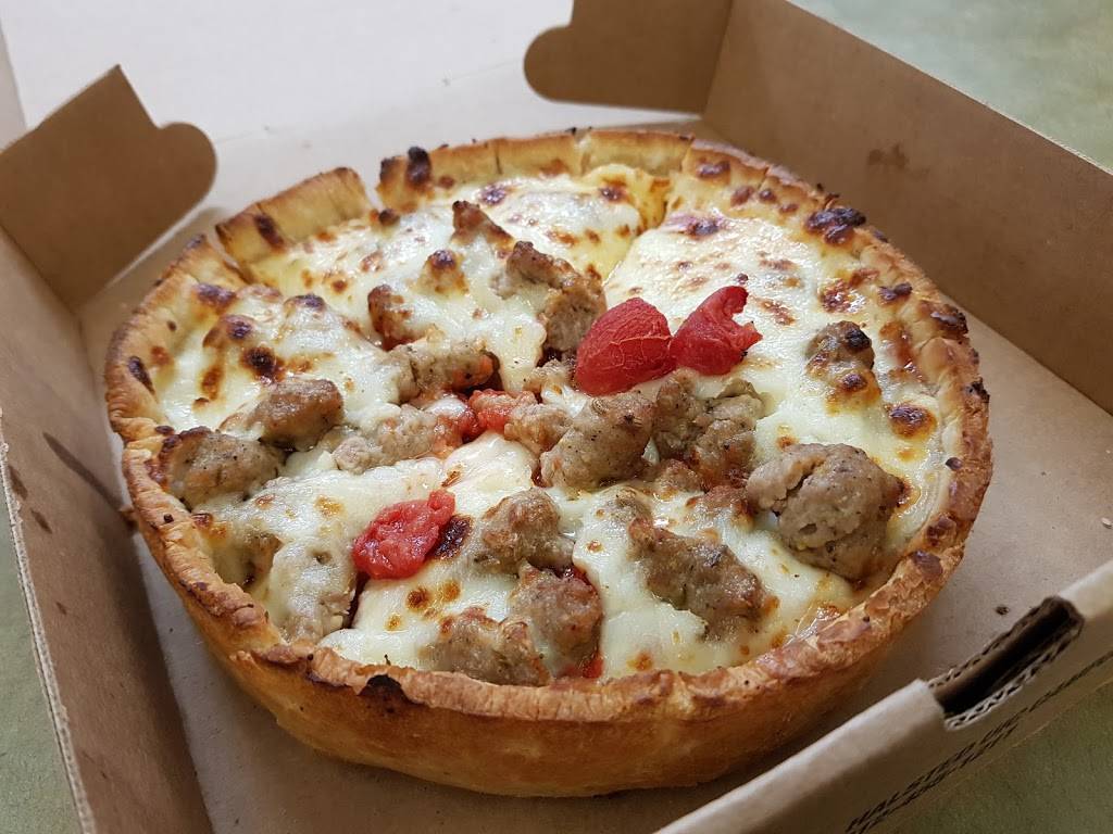 Reggios Pizza | restaurant | 10000 Bessie Coleman Dr, Chicago, IL 60666, USA | 7734881411 OR +1 773-488-1411