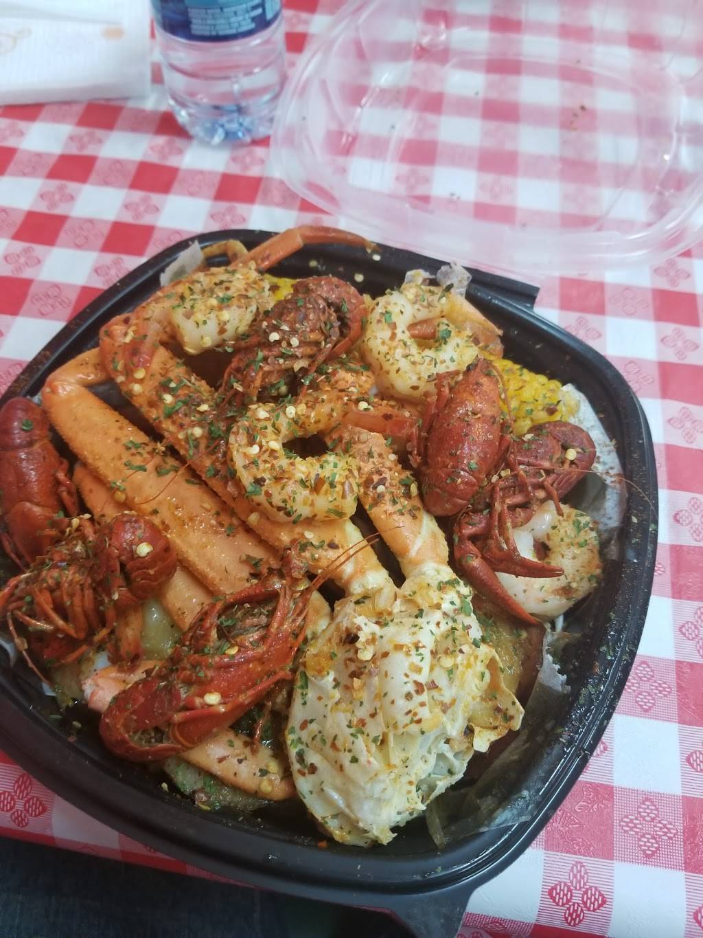 Wileys Seafood Kitchen | restaurant | 2302 Martin Luther King Jr Dr C, North Chicago, IL 60064, USA | 2244099107 OR +1 224-409-9107