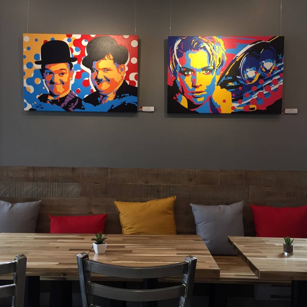 Le Café du Faubourg | cafe | 230 Rue Principale suite 101, Saint-Sauveur, QC J0R 1R0, Canada | 4507441766 OR +1 450-744-1766