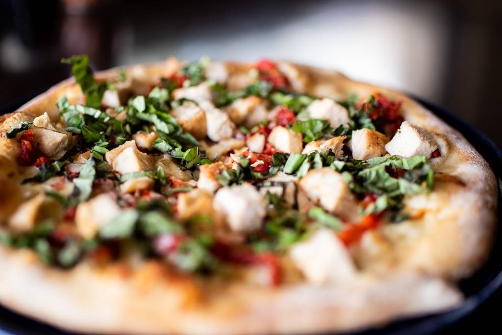 Il Vicino Wood Oven Pizza - Wichita Bradley Fair | meal takeaway | 2132 N Rock Rd, Wichita, KS 67206, USA | 3166362121 OR +1 316-636-2121