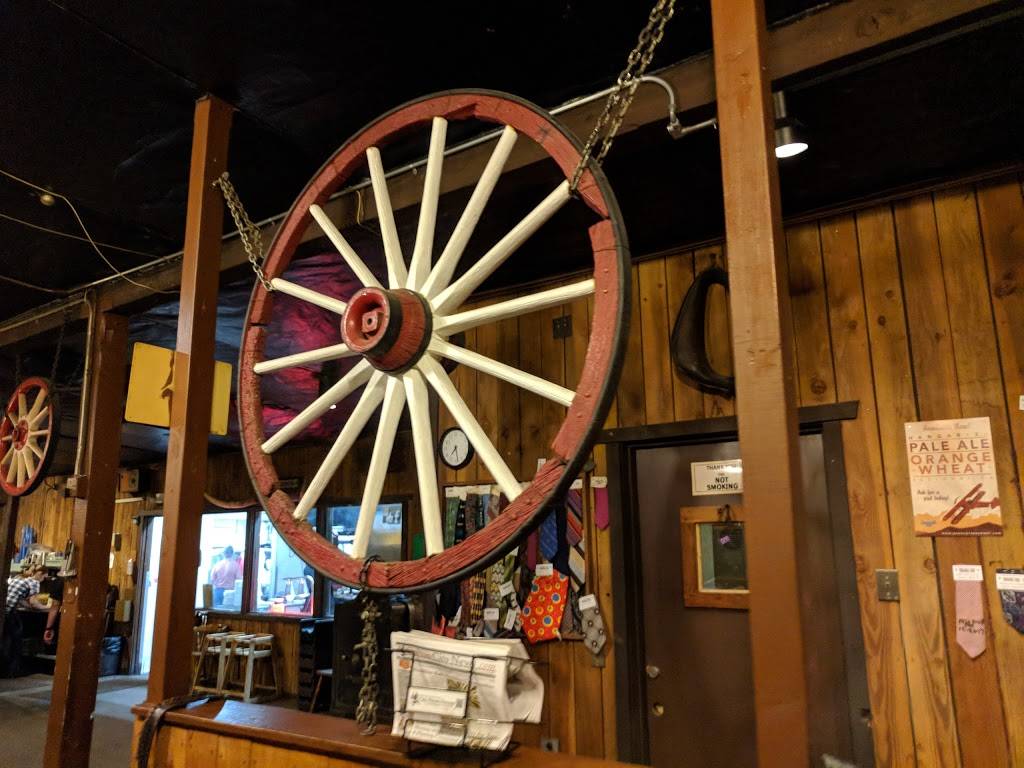 Pinnacle Peak Steakhouse | restaurant | 2533 S La Cadena Dr, Colton, CA 92324, USA | 9097832543 OR +1 909-783-2543