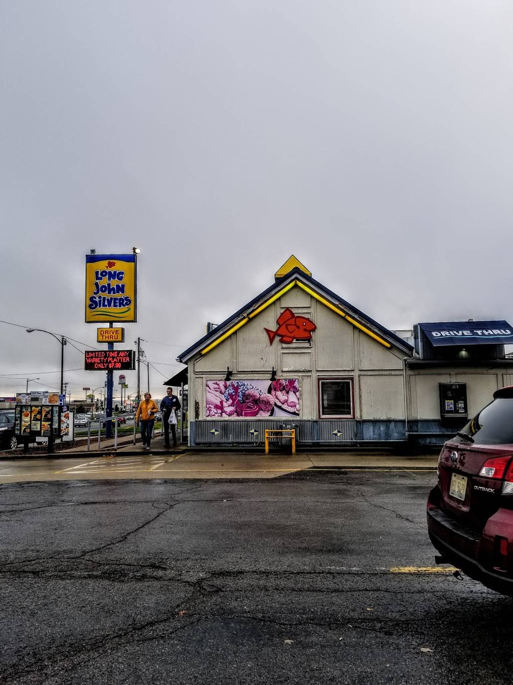 Long John Silvers | restaurant | 3920 Broadway St, Mt Vernon, IL 62864, USA | 6182443449 OR +1 618-244-3449