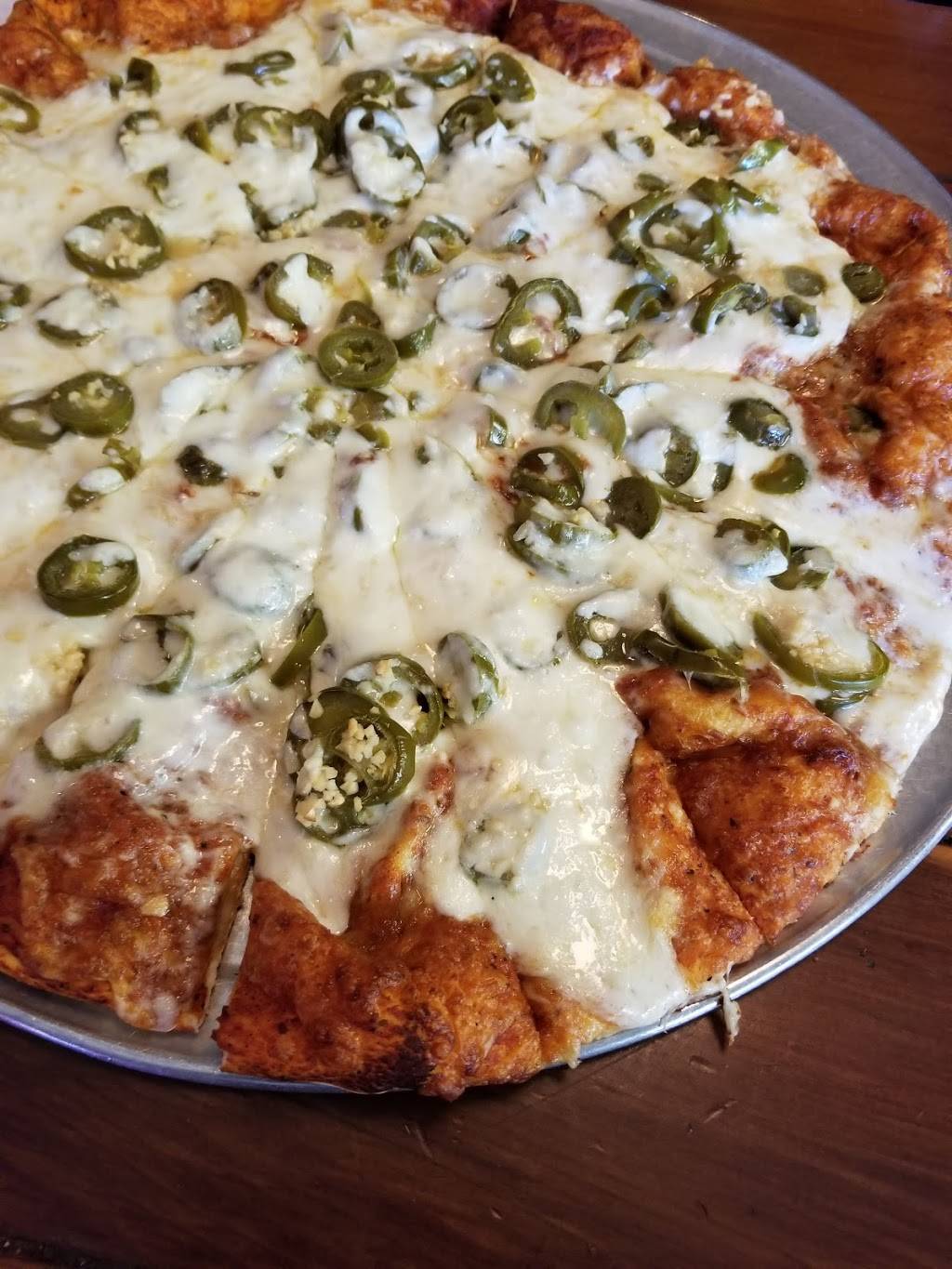 Me-n-Eds Pizza Parlor | restaurant | 4115 Paramount Blvd, Lakewood, CA 90712, USA | 5624218908 OR +1 562-421-8908