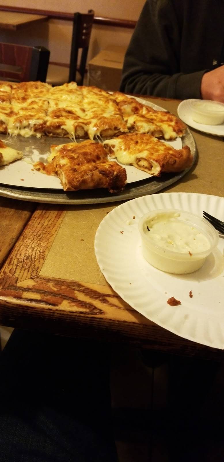 Crow Point Pizzeria | restaurant | 191 Lincoln St, Hingham, MA 02043, USA | 7817415400 OR +1 781-741-5400