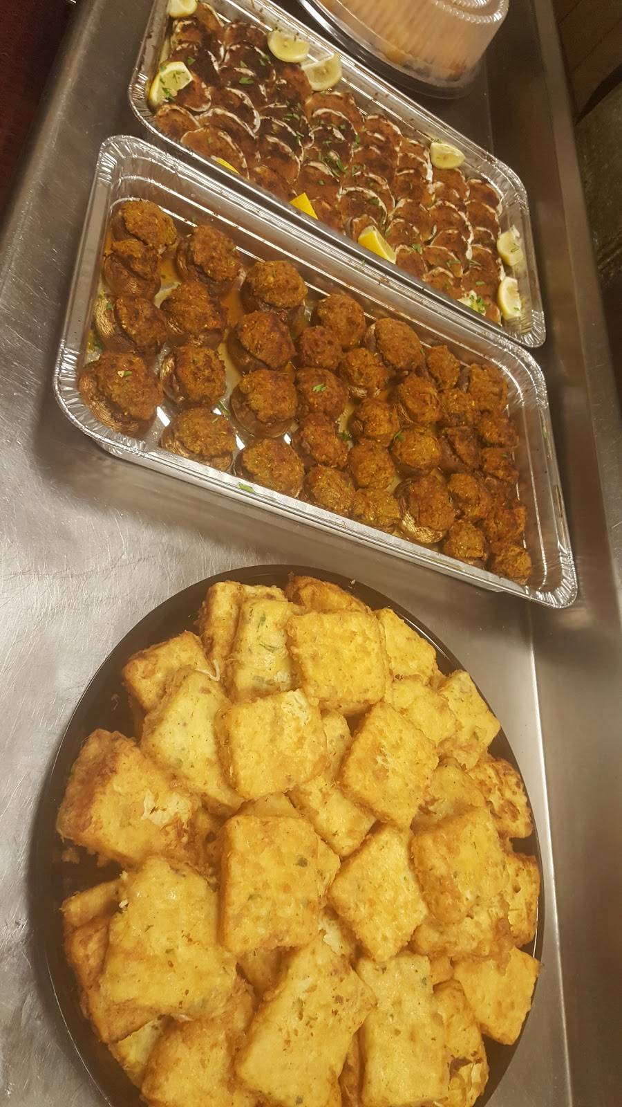 Imperial Pizzeria & Restaurant | restaurant | 650 Wellwood Ave, Lindenhurst, NY 11757, USA | 6312269774 OR +1 631-226-9774