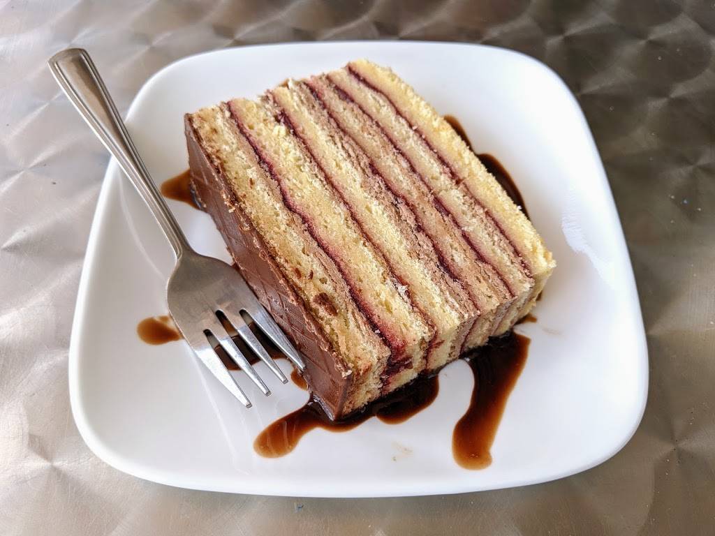 Arkady | restaurant | 3631 Dixie Rd, Mississauga, ON L4Y 4H4, Canada | 9056245726 OR +1 905-624-5726