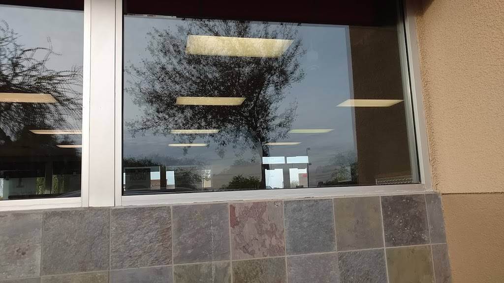 Carls Jr. | restaurant | 15144 N Northsight Blvd, Scottsdale, AZ 85260, USA | 4805965663 OR +1 480-596-5663