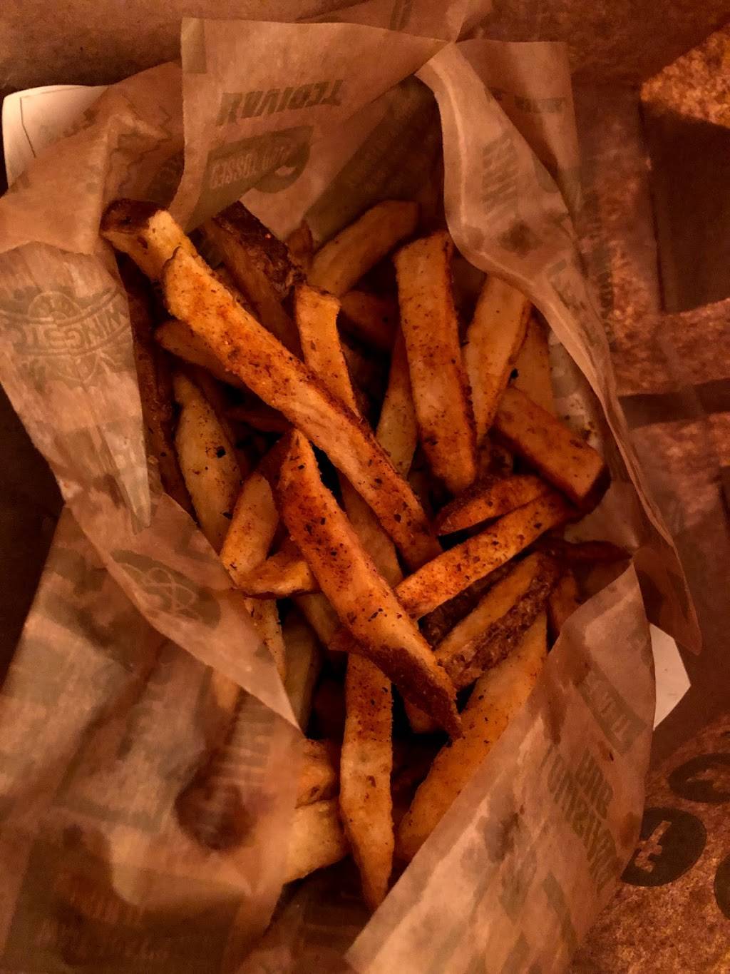 Wingstop | restaurant | 2300 E Layton Ave, St Francis, WI 53235, USA | 4148709464 OR +1 414-870-9464