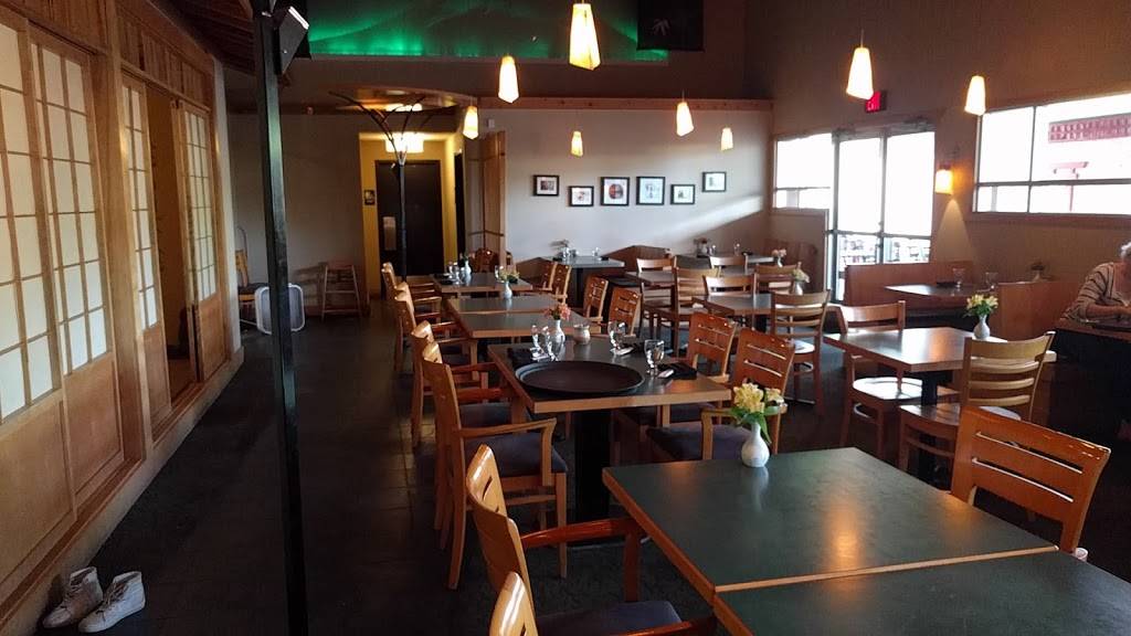 Fuji Ya | restaurant | 600 W Lake St, Minneapolis, MN 55408, USA | 6128714055 OR +1 612-871-4055