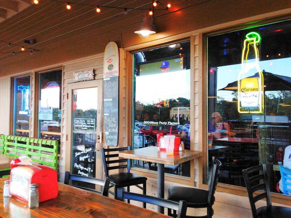 Hurricane Grill & Wings | restaurant | 2401 W State Rd 434, Longwood, FL 32779, USA | 4077725504 OR +1 407-772-5504