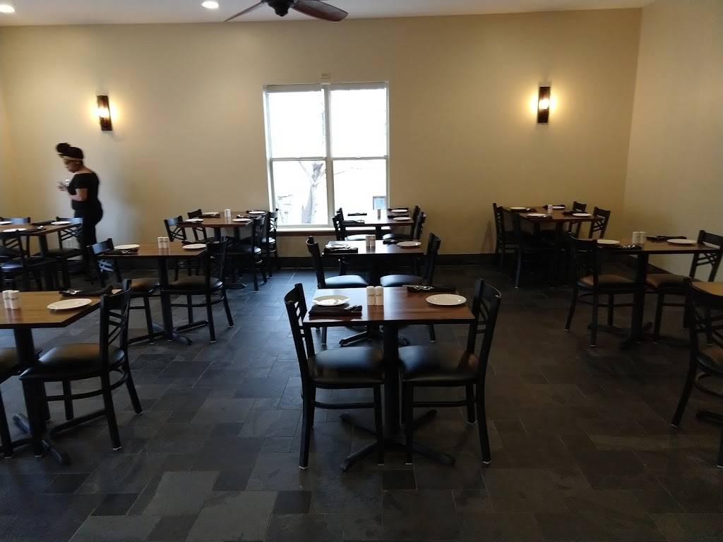 Meze Mediterranean Cuisine | restaurant | 503 W Main St, Sun Prairie, WI 53590, USA | 6083180010 OR +1 608-318-0010