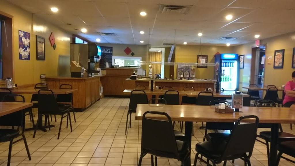 Gambinos Pizza | meal delivery | 510 E Front St, Perry, KS 66073, USA | 7855975133 OR +1 785-597-5133