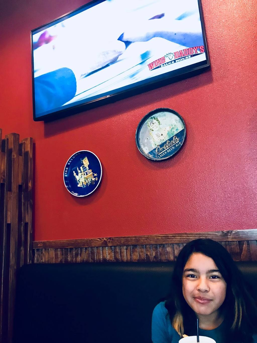 Wing Daddys Express | restaurant | 7911 Artcraft Rd B-1, El Paso, TX 79932, USA | 9155879464 OR +1 915-587-9464