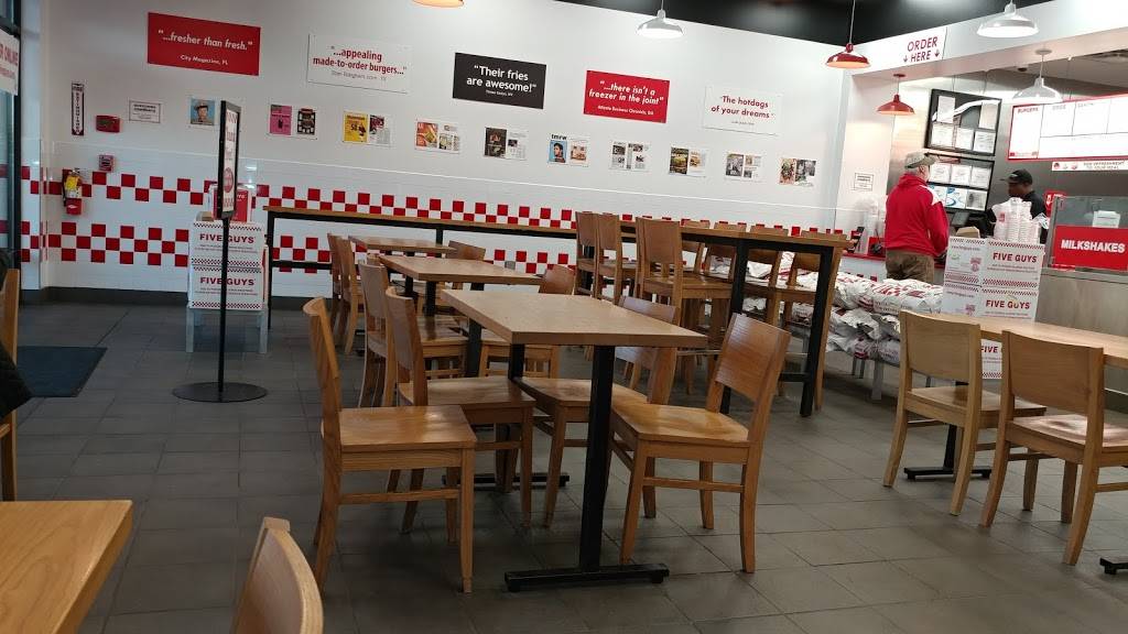 Five Guys | meal takeaway | 2630 Dawson Rd, Albany, GA 31707, USA | 2294830102 OR +1 229-483-0102