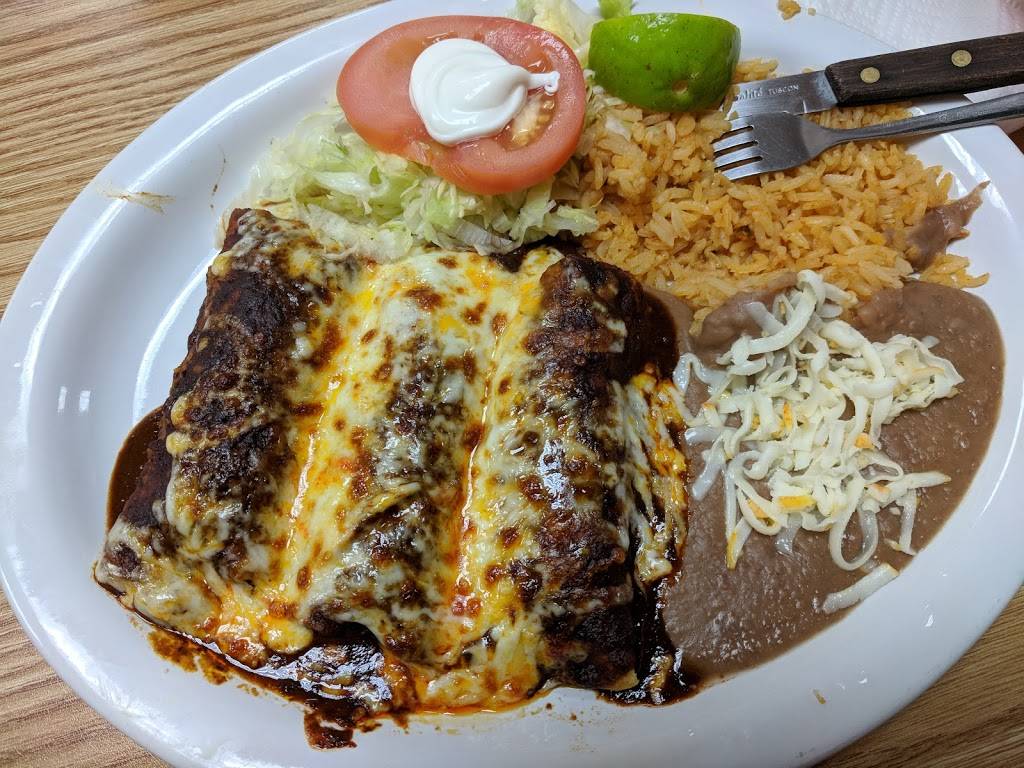 Monicas Mexican Restaurant | restaurant | 839 S Lake St, Mundelein, IL 60060, USA | 8475660033 OR +1 847-566-0033