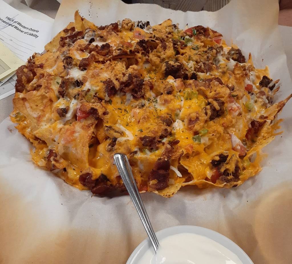 Lord Gainsborough Restaurant | restaurant | 1800 Hyde Park Rd, London, ON N6H 0K1, Canada | 5194724168 OR +1 519-472-4168