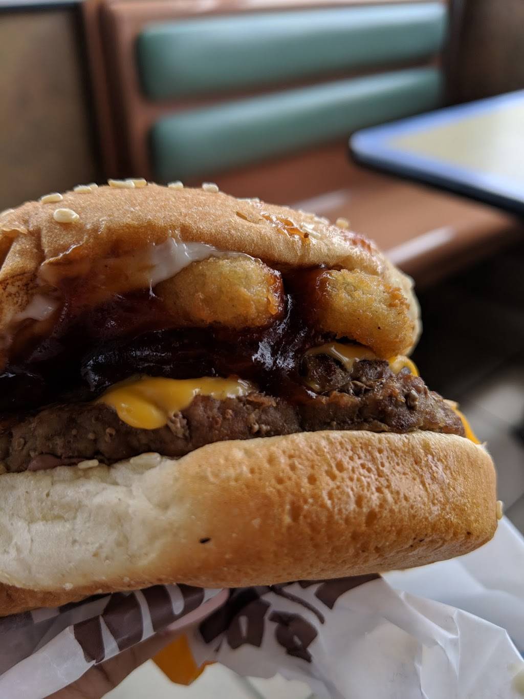 Burger King | restaurant | 6010 Dixie Rd, Mississauga, ON L5T 1A6, Canada | 9056701870 OR +1 905-670-1870