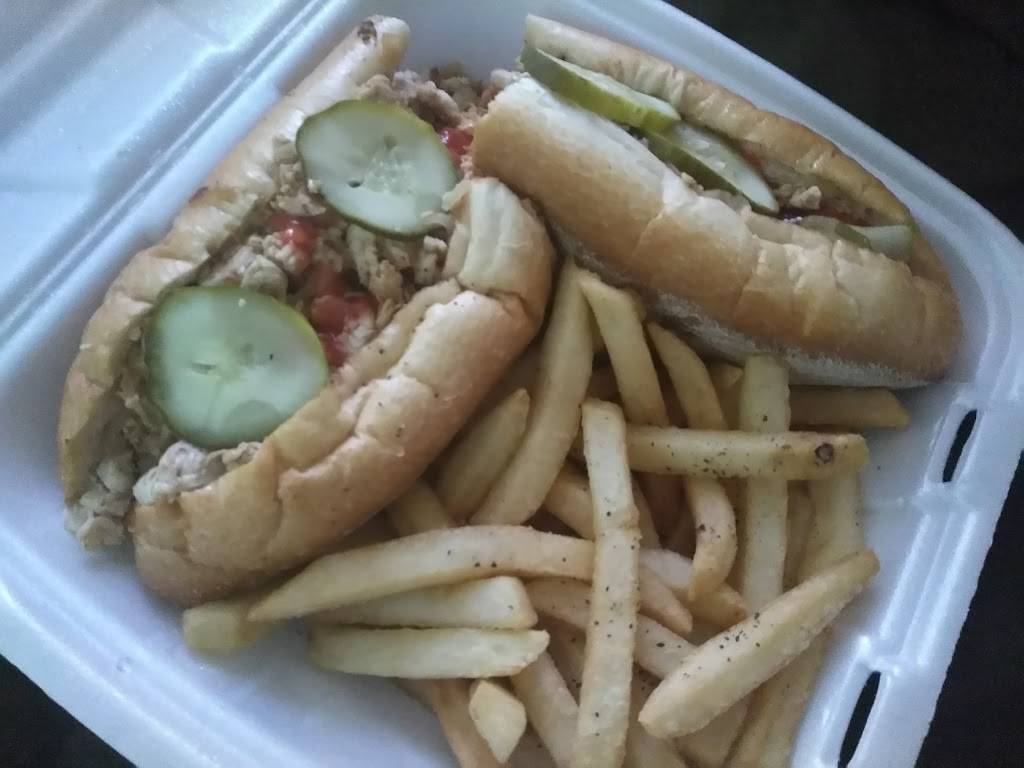 Chriss Pizza | meal delivery | 3701 Haverford Ave, Philadelphia, PA 19104, USA | 2153862344 OR +1 215-386-2344