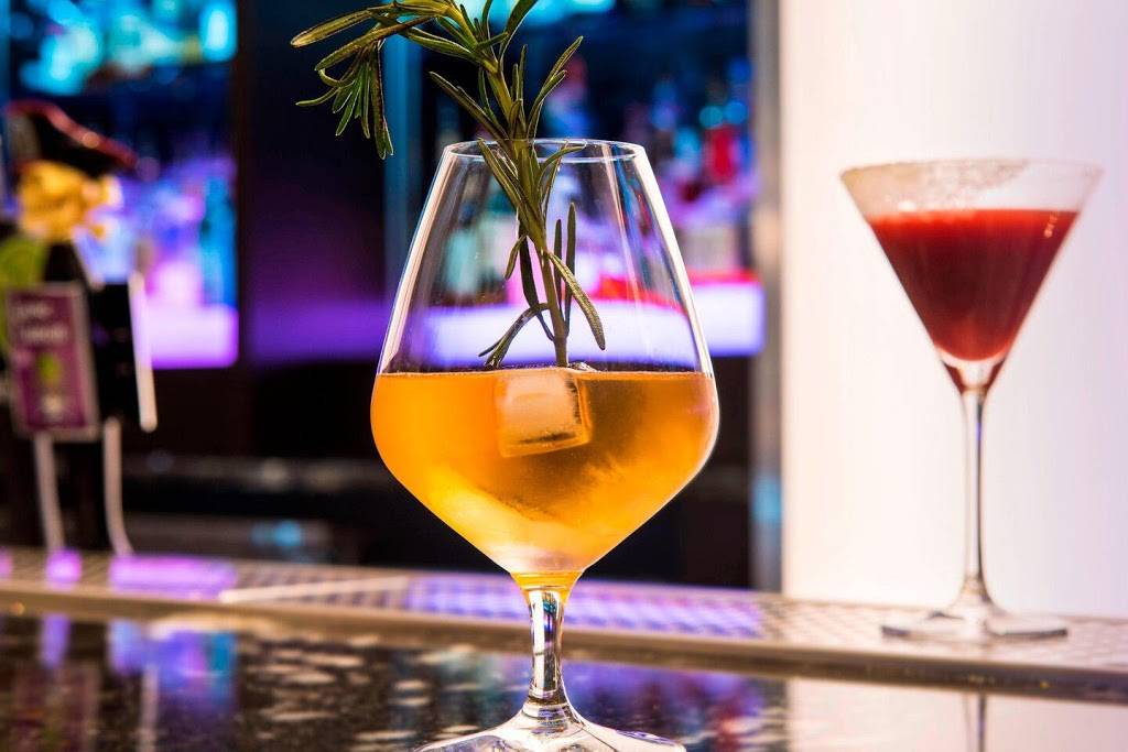 The Corby Kitchen | restaurant | 5701 Marinelli Rd, Rockville, MD 20852, USA | 3018229234 OR +1 301-822-9234