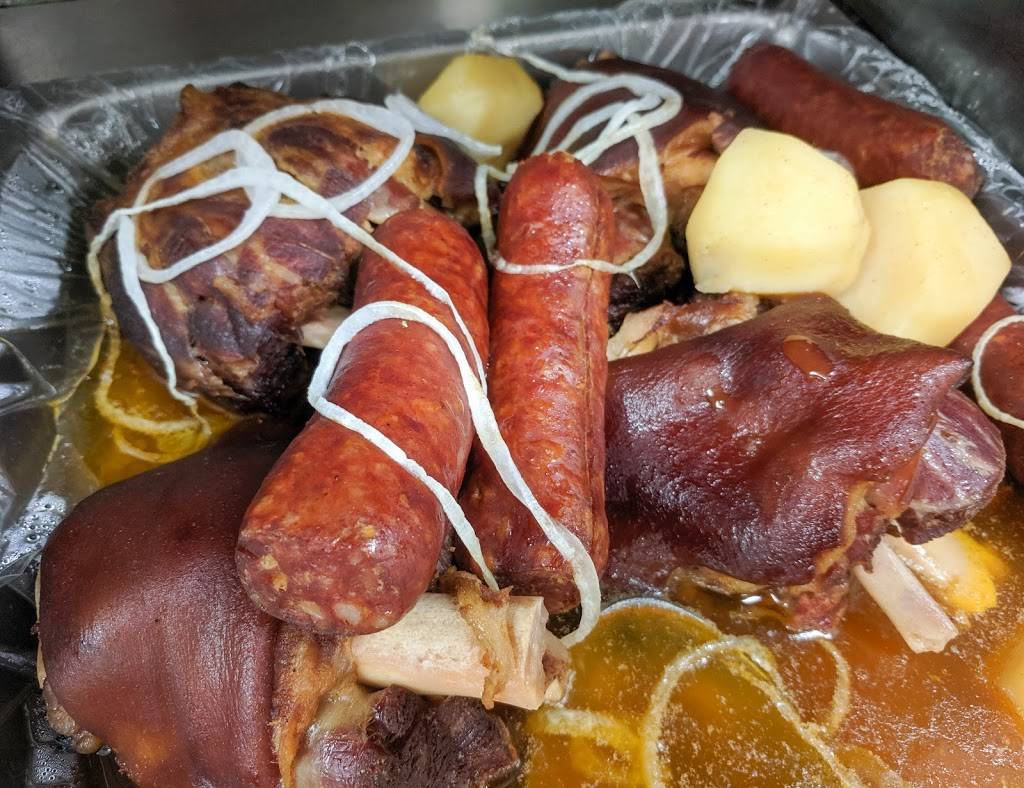 Los Bobos Cafeteria | bakery | 5600 NW 79th Ave, Doral, FL 33166, USA | 3055928774 OR +1 305-592-8774