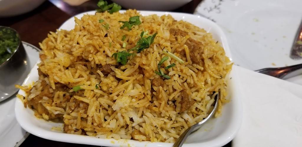 Tadka Indian Cuisine | meal takeaway | 13-15 43rd Ave, Long Island City, NY 11101, USA | 7187847444 OR +1 718-784-7444