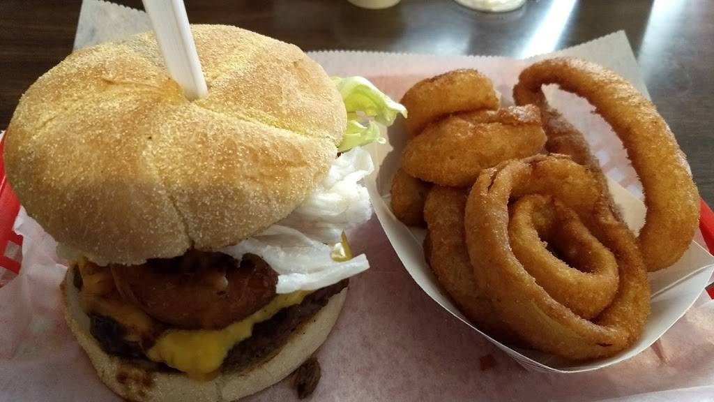 Edz Wingz | restaurant | 501 Oak St, Fayetteville, TN 37334, USA | 9314339424 OR +1 931-433-9424