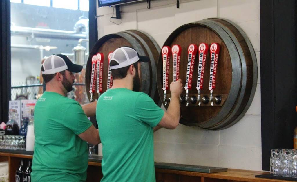 Straight To Ale | restaurant | 2610 Clinton Ave W, Huntsville, AL 35805, USA | 2568019650 OR +1 256-801-9650