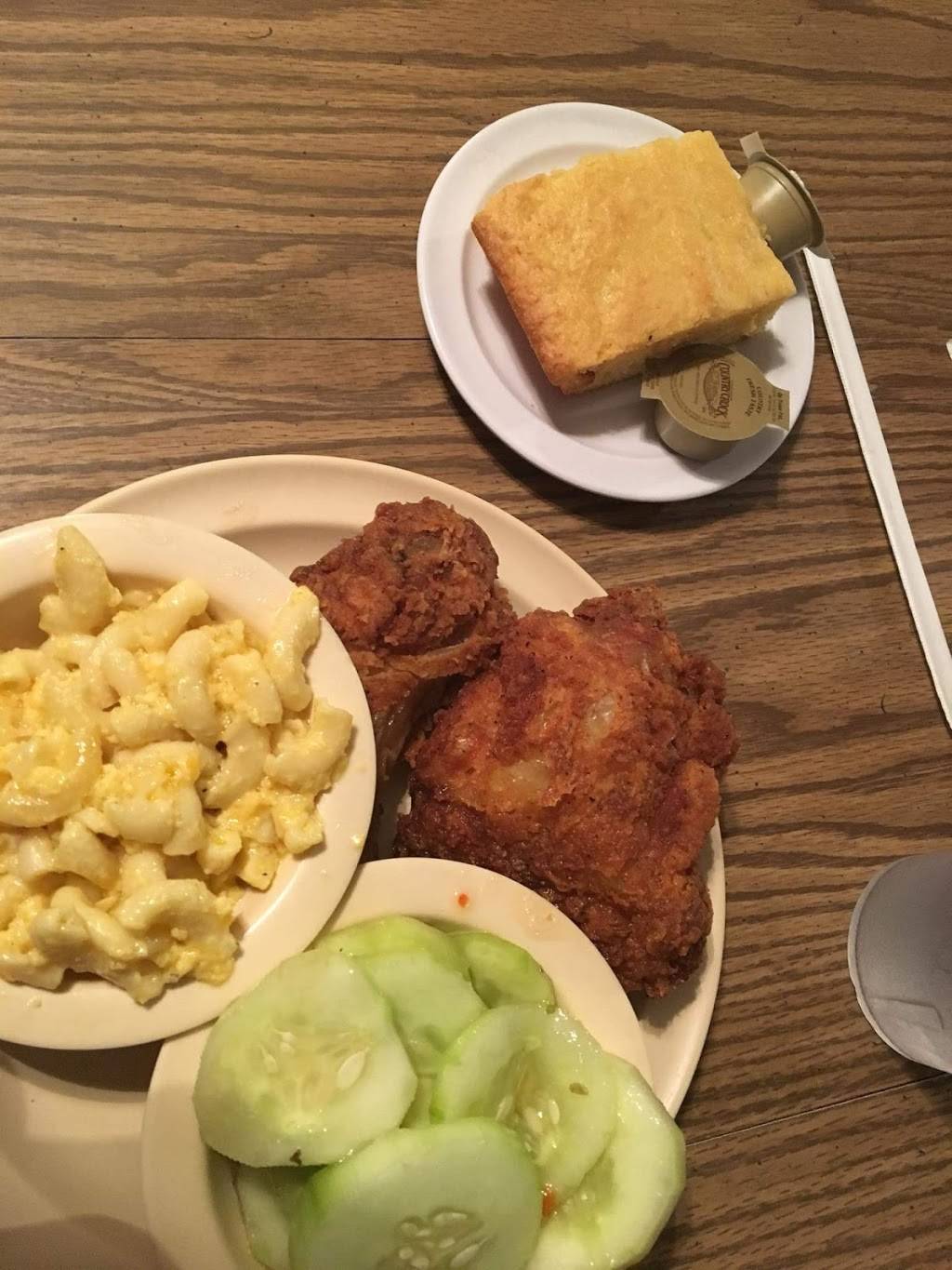 Front Porch | restaurant | 3072 Lancaster Hwy, Richburg, SC 29729, USA | 8037895029 OR +1 803-789-5029