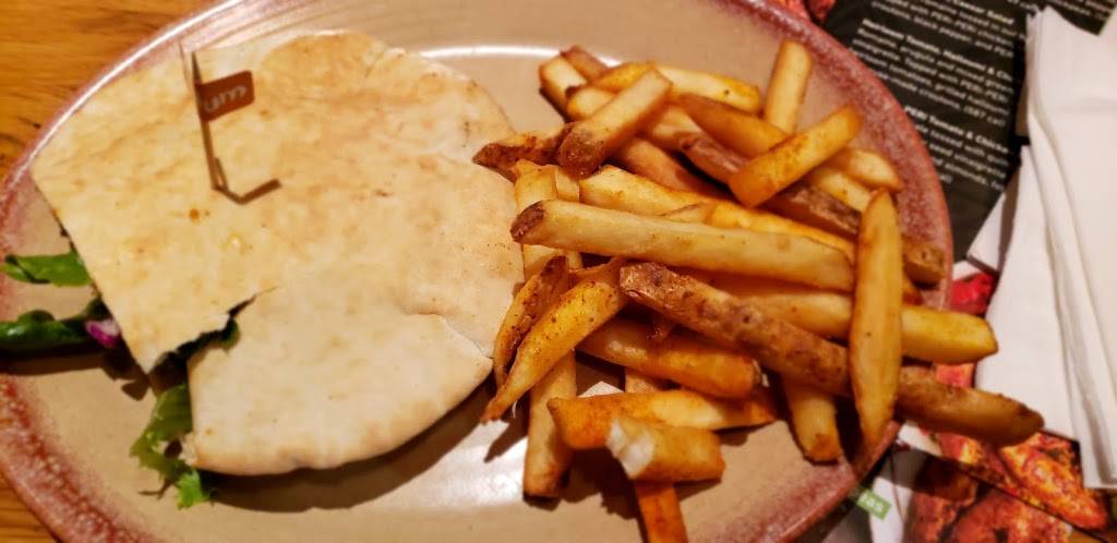 Nandos PERi-PERi | restaurant | 7400 Baltimore Ave, College Park, MD 20740, USA | 2405828420 OR +1 240-582-8420