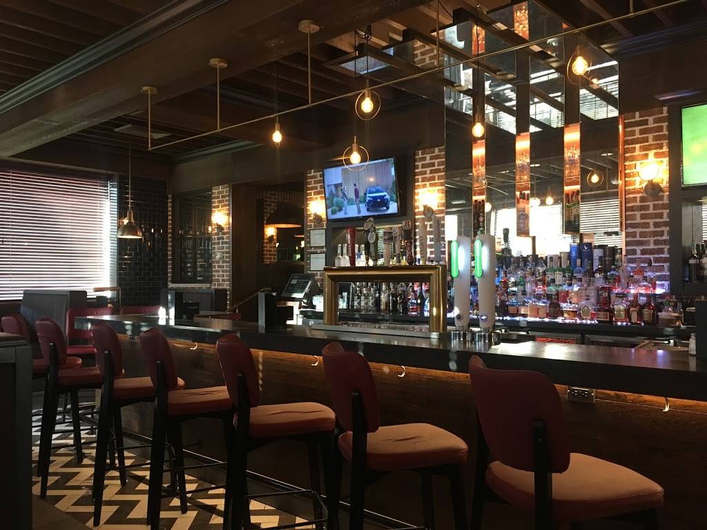 Bâton Rouge Steakhouse & Bar | restaurant | 582 Chemin de Touraine suite 900, Boucherville, QC J4B 5E4, Canada | 4506554440 OR +1 450-655-4440