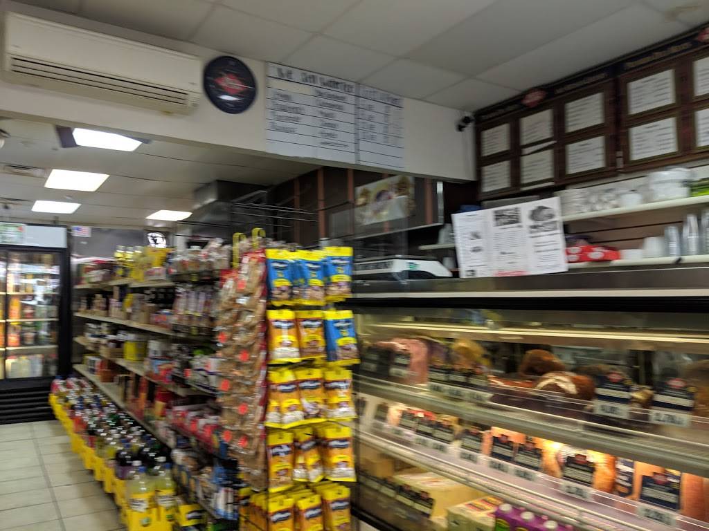 Quick & Quality | restaurant | 4836 Spruce St, Philadelphia, PA 19139, USA | 2154721128 OR +1 215-472-1128