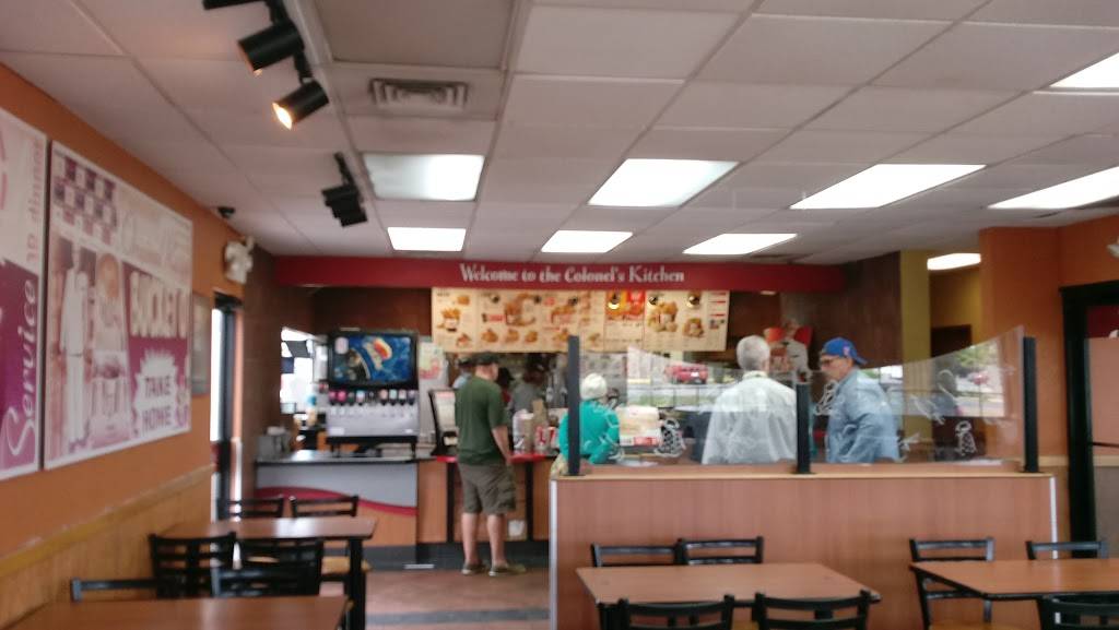 KFC | restaurant | 2227 61st St, Galveston, TX 77551, USA | 4097403416 OR +1 409-740-3416