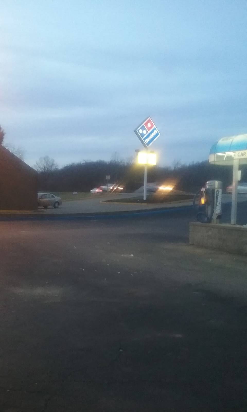 Dominos Pizza | meal delivery | 2308 Cleveland Ave, St Albans, WV 25177, USA | 3047272284 OR +1 304-727-2284