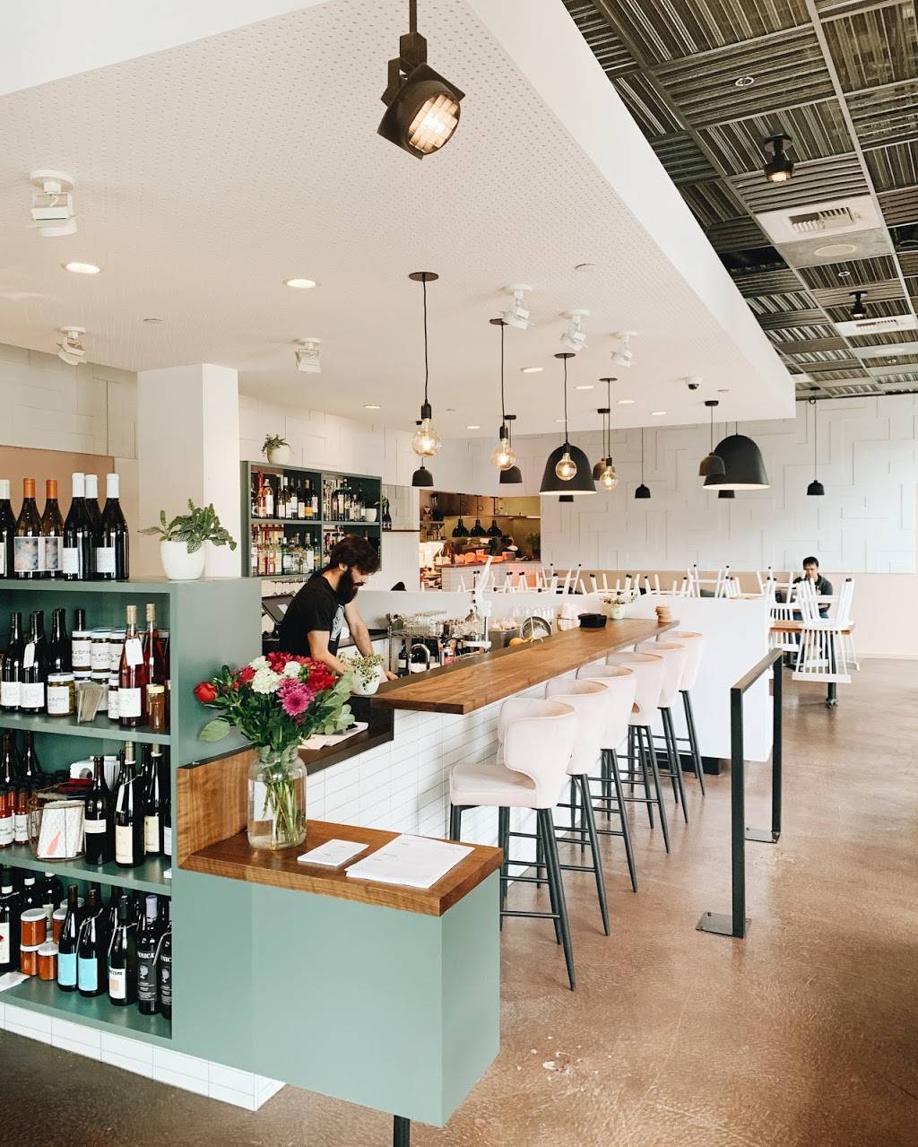 Eden Hill Provisions | restaurant | 1935 Queen Anne Ave N, Seattle, WA 98109, USA | 2069466636 OR +1 206-946-6636