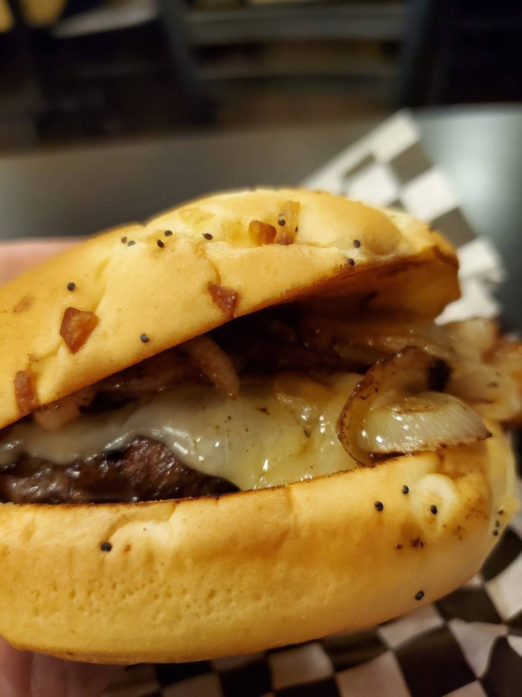 Burger Madness | restaurant | 14655 146th St SE, Monroe, WA 98272, USA | 3607942128 OR +1 360-794-2128