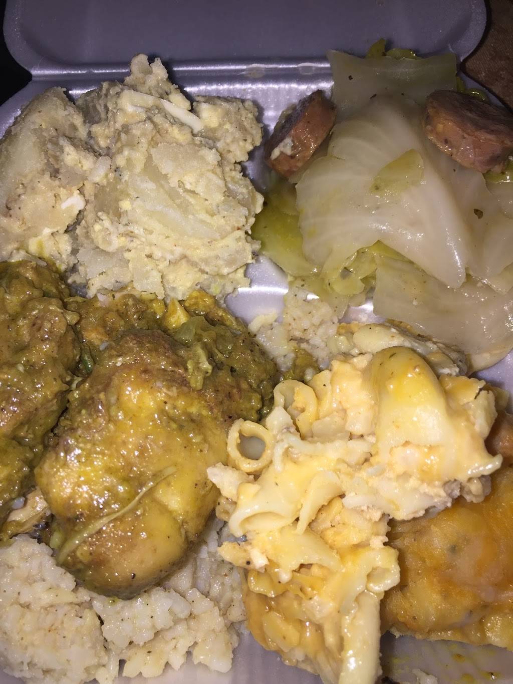 Cheynibean Kitchen | restaurant | 3831 N MacGregor Way, Houston, TX 77004, USA | 3462883373 OR +1 346-288-3373