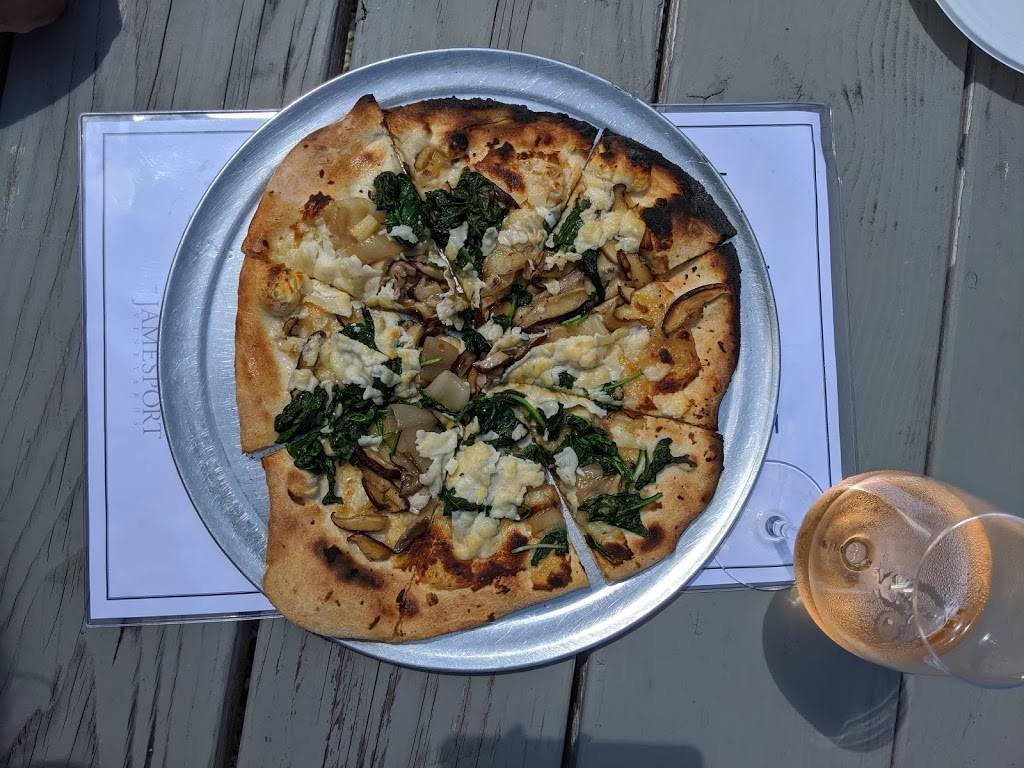 Jamesport Vineyards/Little Oak Wood Fired Kitchen | restaurant | 1216 Main Rd, NY-25, Jamesport, NY 11947, USA | 6317225256 OR +1 631-722-5256