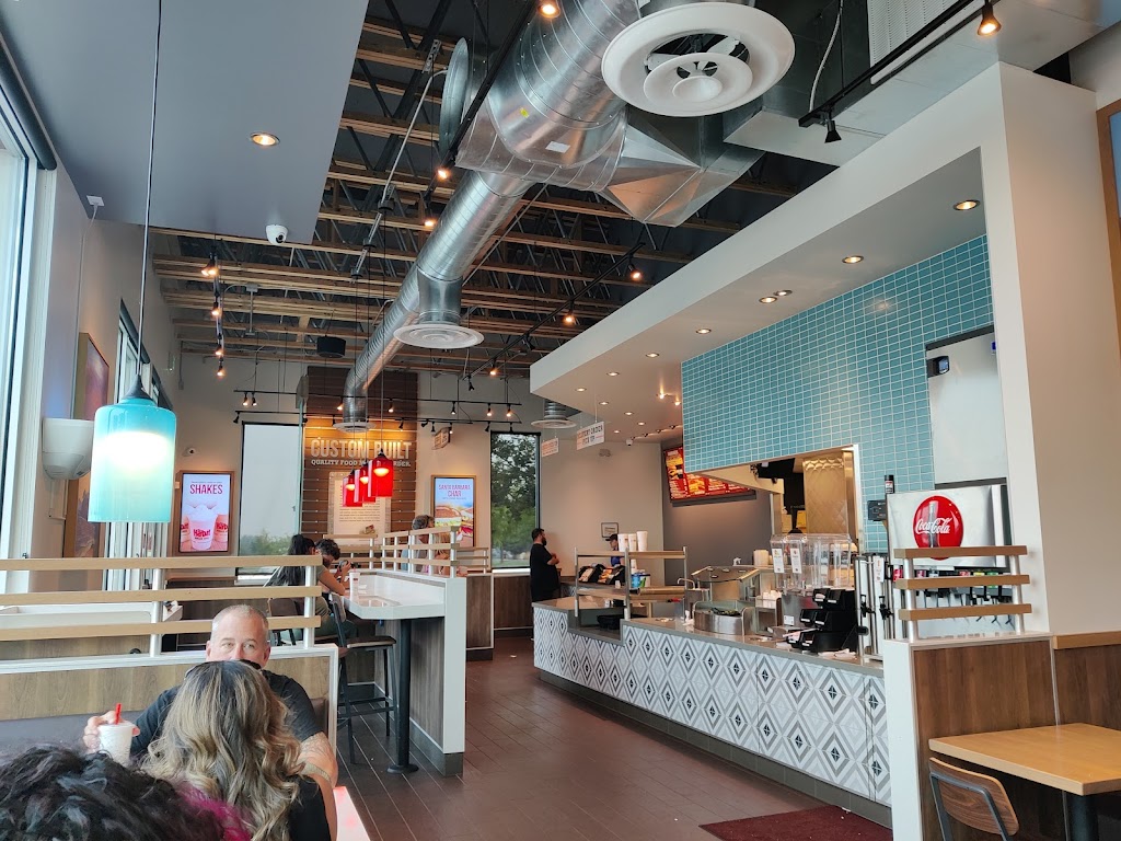 The Habit Burger Grill | restaurant | 2831 Duportail St, Richland, WA 99352, USA | 5096060880 OR +1 509-606-0880