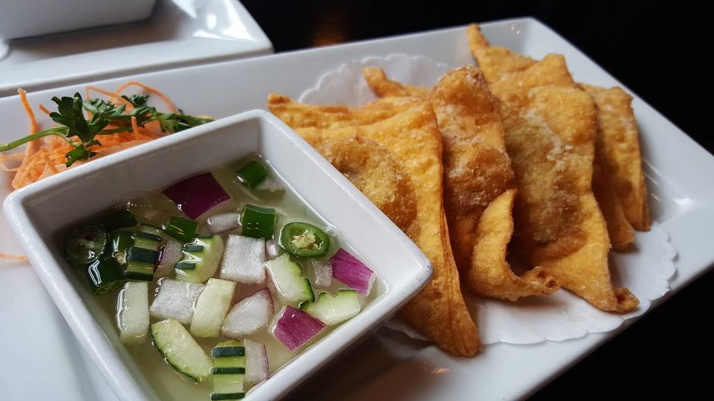 Thai at Waugh Chapel | restaurant | 1406 S Main Chapel Way #102, Gambrills, MD 21054, USA | 4104151004 OR +1 410-415-1004