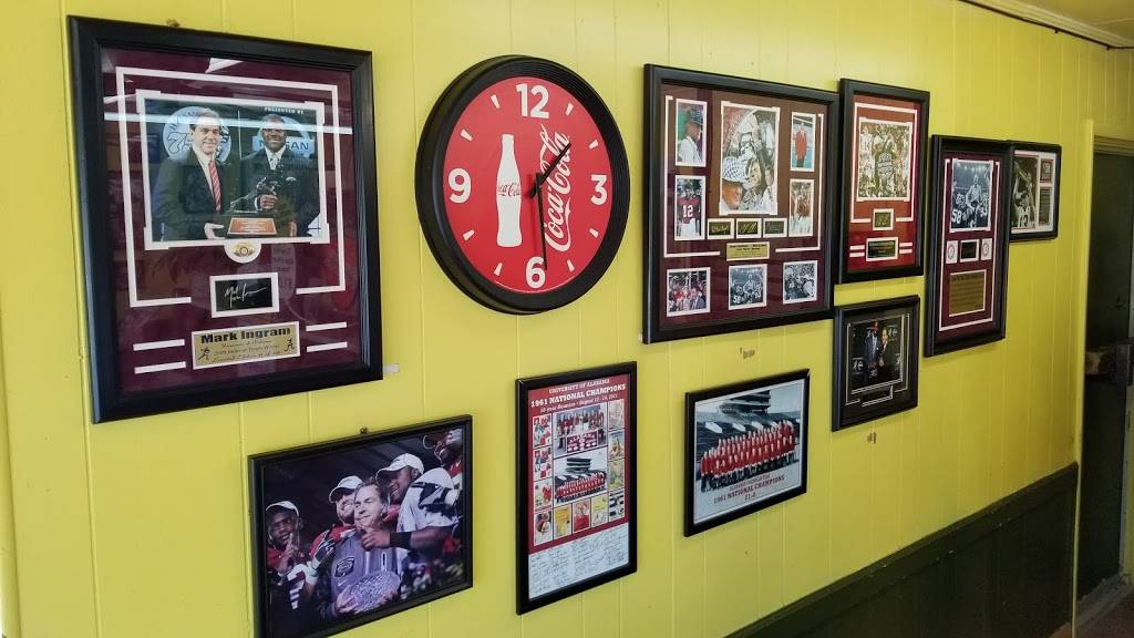 Southern Bar-B-Q | restaurant | 425 Avalon Ave, Sheffield, AL 35660, USA | 2563813517 OR +1 256-381-3517