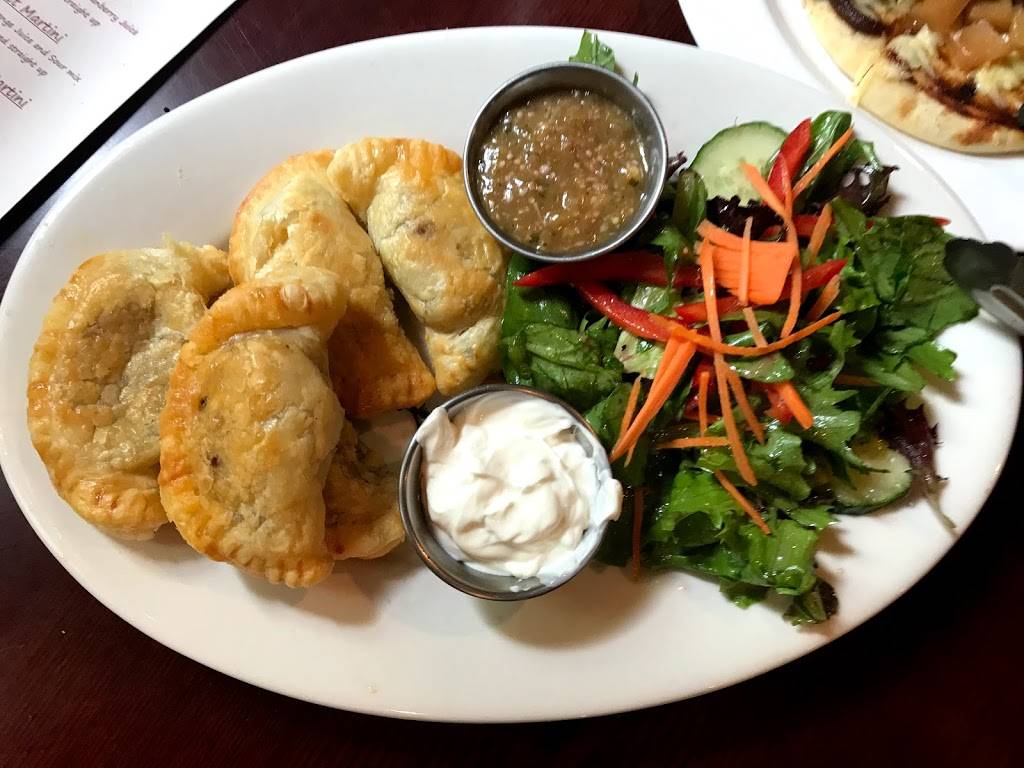 The Rabbit Room | restaurant | 61 N Main St #1, Honeoye Falls, NY 14472, USA | 5855821830 OR +1 585-582-1830