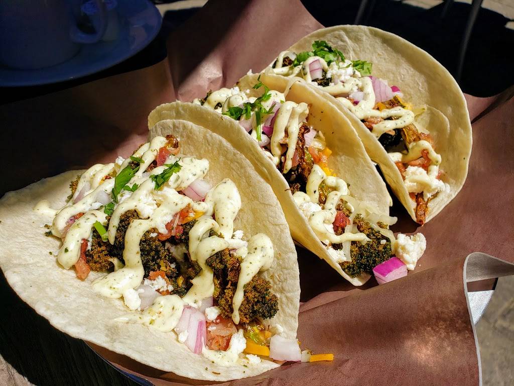 Thirsty Cactus | restaurant | 2 King Street East, Dundas, ON L9H 1B8, Canada | 9056278488 OR +1 905-627-8488