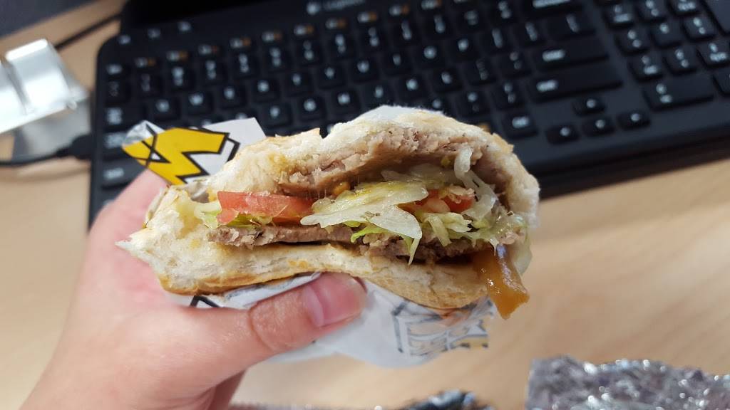 Which Wich Superior Sandwiches | restaurant | 9430 Scranton Rd #104, San Diego, CA 92121, USA | 8585588434 OR +1 858-558-8434