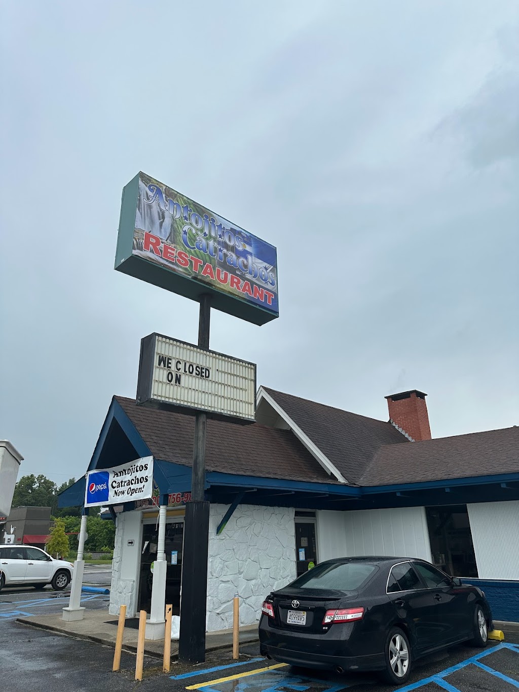 Antojitos catrachos restaurant | restaurant | 807 1st St N, Alabaster, AL 35007, USA | 2053587737 OR +1 205-358-7737