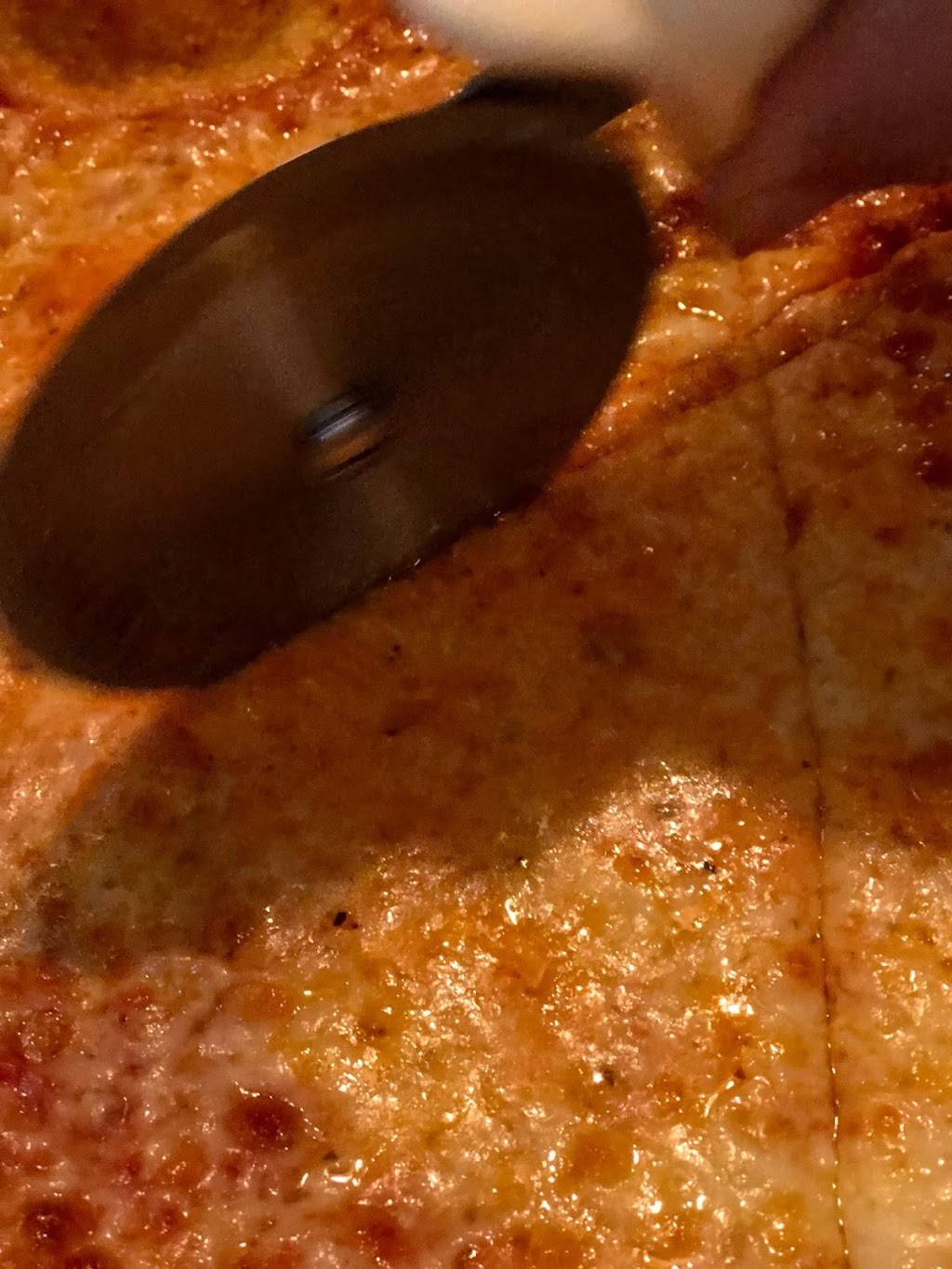 Spectator Pizza & Pub | meal takeaway | 21700 Salamo Rd, West Linn, OR 97068, USA | 5033446480 OR +1 503-344-6480