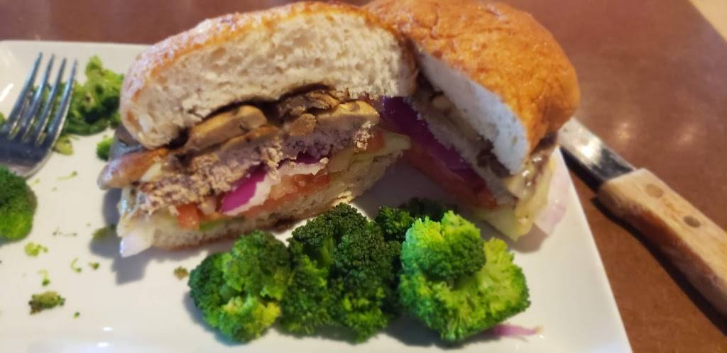 Max & Ermas | restaurant | 2703 N Memorial Dr, Lancaster, OH 43130, USA | 7406521050 OR +1 740-652-1050