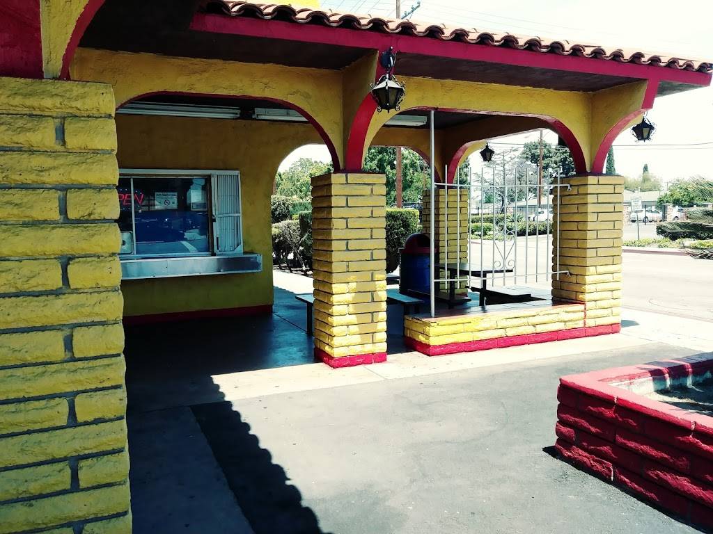 El Indio Azteca | restaurant | 4229 Slauson Ave, Maywood, CA 90270, USA | 3235601668 OR +1 323-560-1668